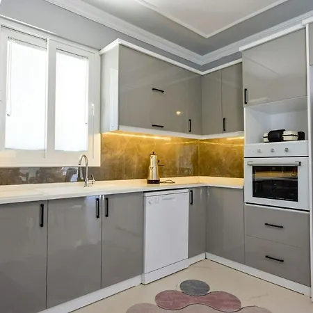 빌라 Spacious For Large Families - Egeden 2 페티예