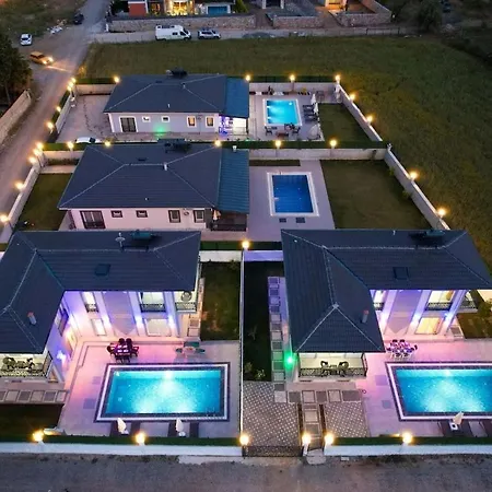 Spacious For Large Families - Egeden 2 빌라 *